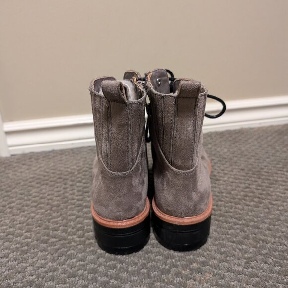 EUC Nine West Ivani Sherpa Combat Boots Size 6.5 Taupe Colour - Picture 3 of 7